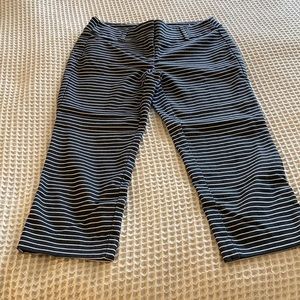 Women’s Loft Capri pants